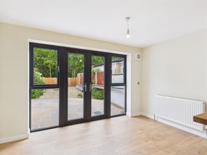 Dining Kitchen- click for photo gallery